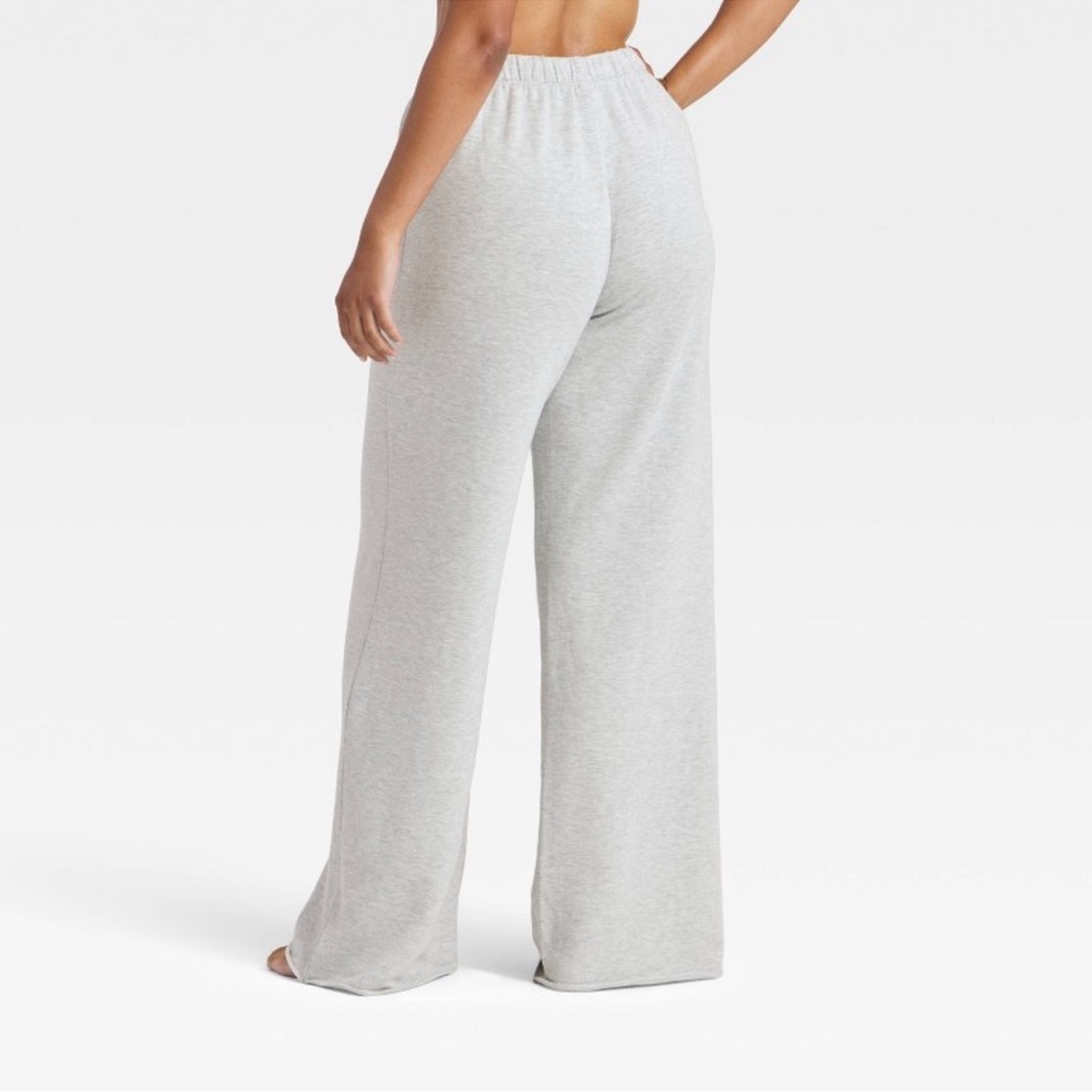 Target Wild Fable Wide Leg Lounge Pants Gray XS  Drawstring Women's Fleece Sweat - Picture 3 of 10